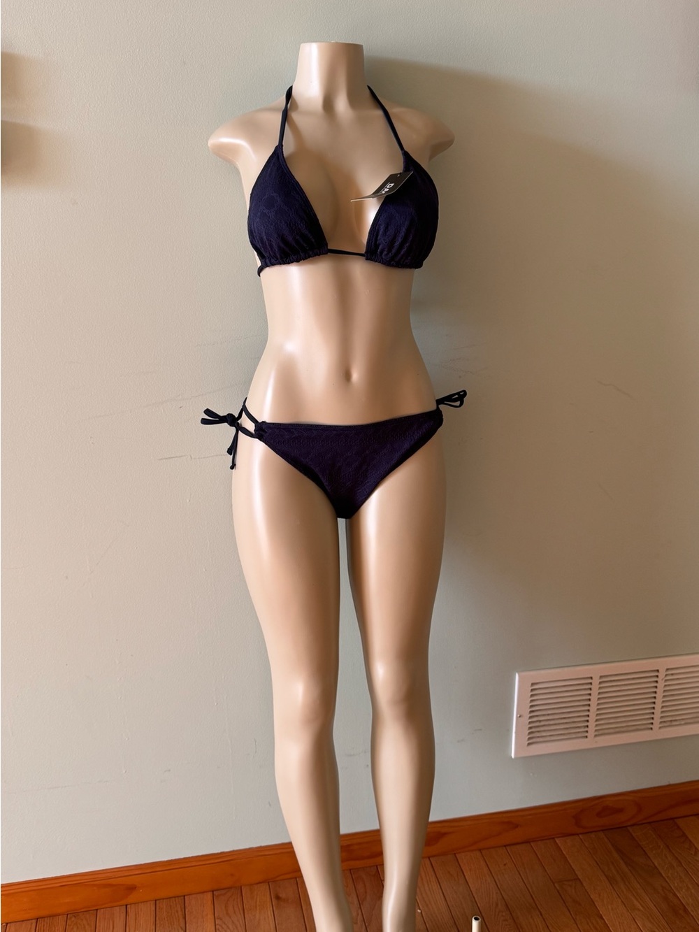 Women’s Black Triangle Tie-Side Bikini Set